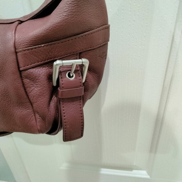 Kenneth Cole New York Hobo Bag, Burgundy Leather with Buckles and Wide Straps - Picture 4 of 10